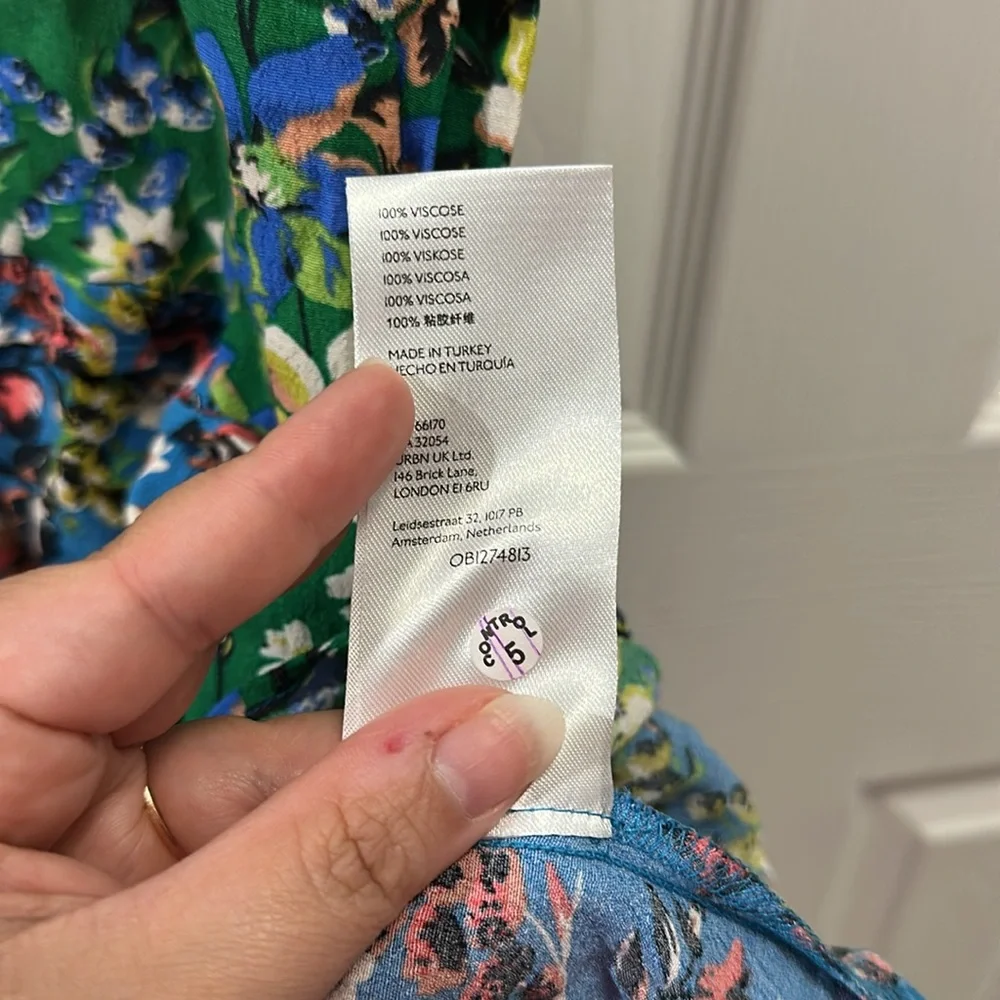 Anthropologie robin tiered multicolored floral dress size small - Picture 5 of 5